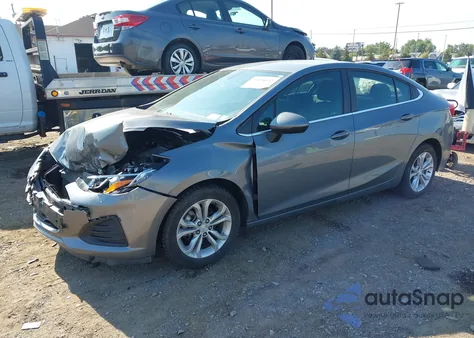 2019 Chevrolet Cruze Lt z USA, uszkodzony, nr VIN 1G1BE5SM6K7122212